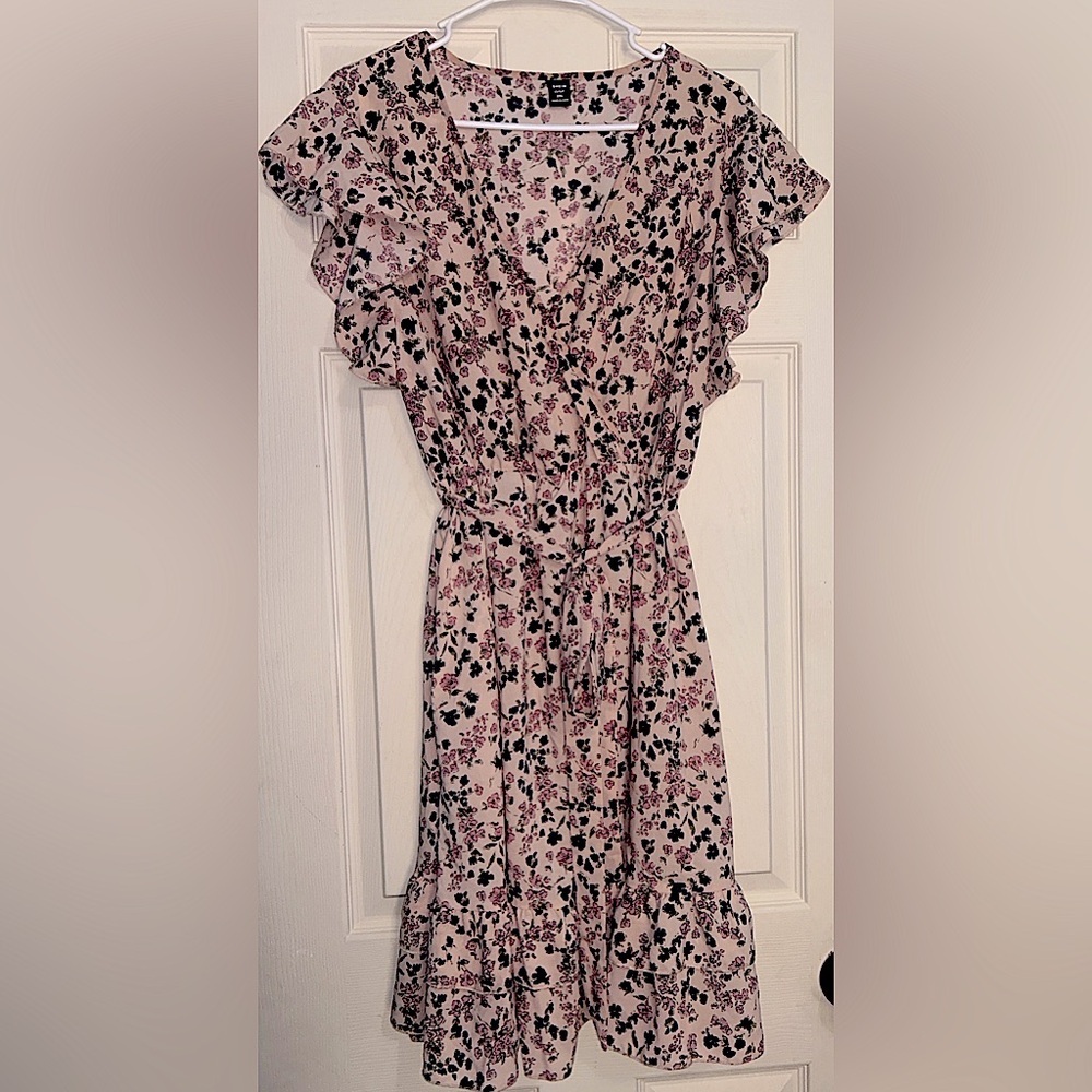 Shein Floral Vneck Short Sleeve Ruffle Layered Tie Waist Mini Dress
